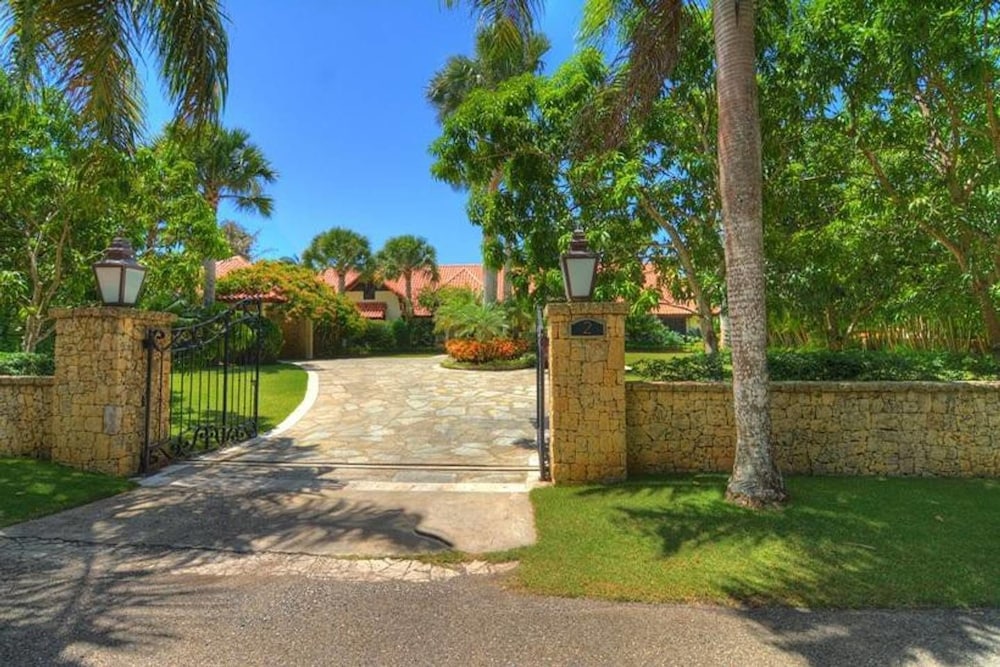 Villa Ataraxia Luxury Beachfront Vacation Rental