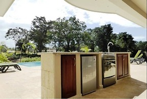Two Bedroom With Jaccuzi Gated