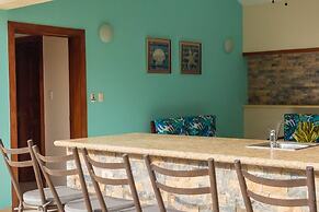 Privacy and Comfort Luxury 6 Bedroom Villa