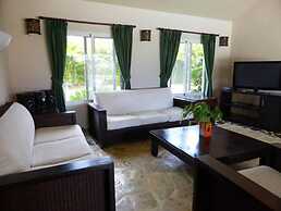 Elegant and Private 4 Bedroom Villa