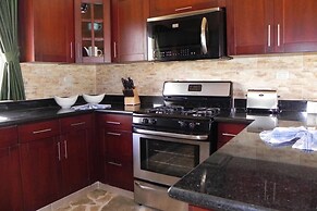 Elegant and Private 4 Bedroom Villa