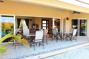 Elegant and Private 4 Bedroom Villa