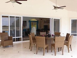 Newly Build Ocean View Villa