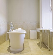 Langdon Court Hotel
