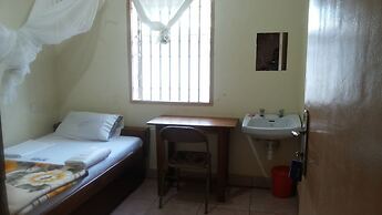 New Highway Hotel