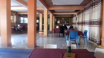 New Highway Hotel