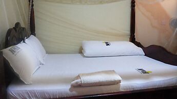 New Highway Hotel