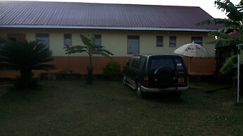 New Highway Hotel