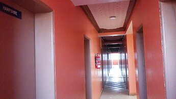 New Highway Hotel