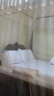 New Highway Hotel