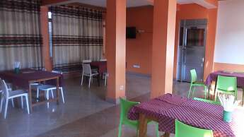 New Highway Hotel
