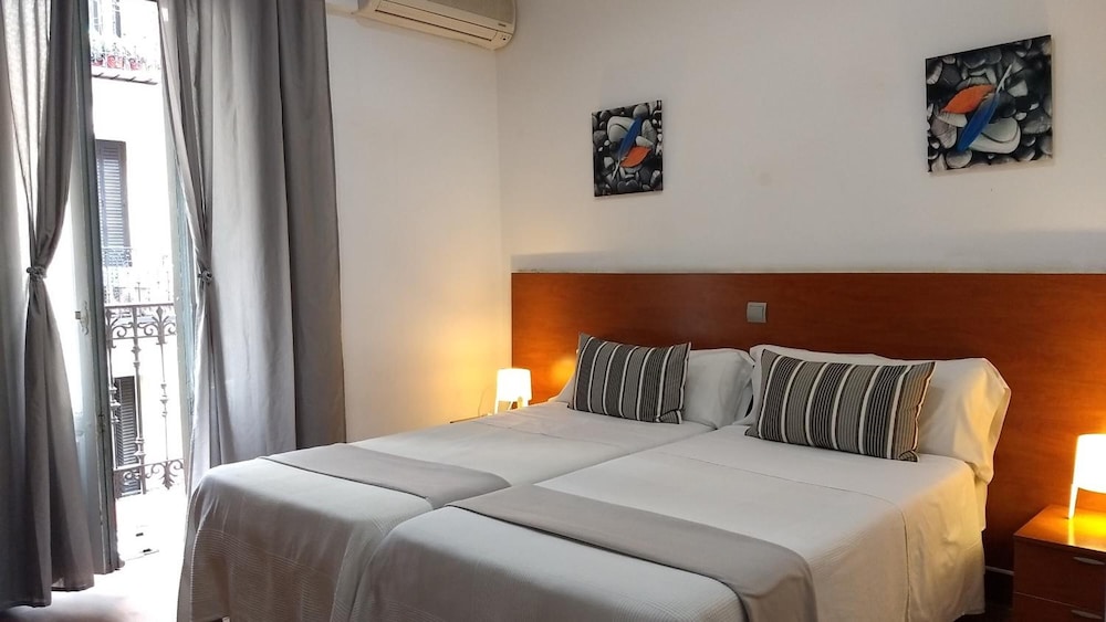 Hostal Cervantes