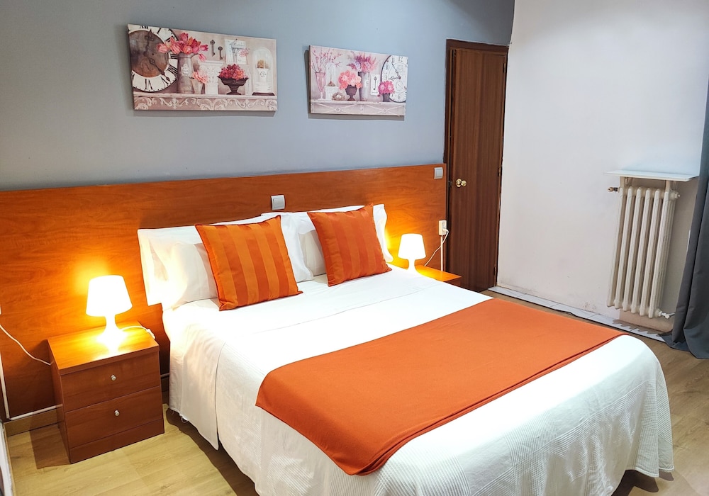 Hostal Cervantes