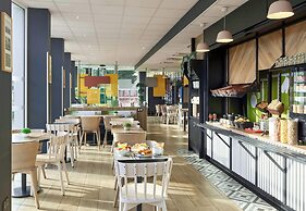 B&B HOTEL MASSY Gare TGV