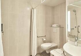 B&B HOTEL MASSY Gare TGV