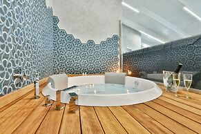 Amnis Suites