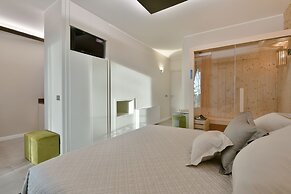 Amnis Suites