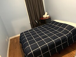 Dundas Guest House
