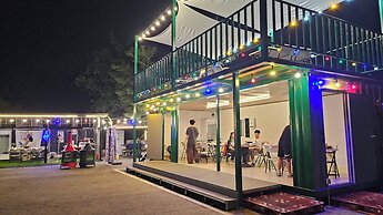 Garden Hotel