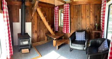 On The Track Lodge