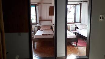 Accommodation Konak - Hostel