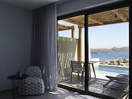 Cayo Exclusive Resort & Spa