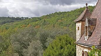 La Maison Bleue
