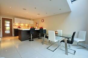6 Sandbourne