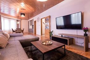 Laufer Apartment