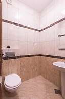 Laufer Apartment