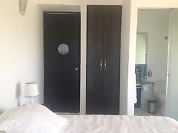 Lili House