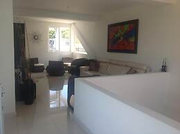 Lili House