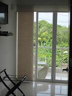 Lili House