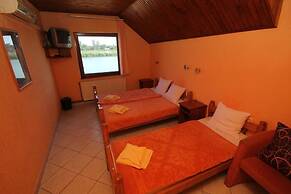 Guest House Vila Alexandar
