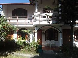 El Pedron Hotel