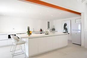 Villa Discovery
