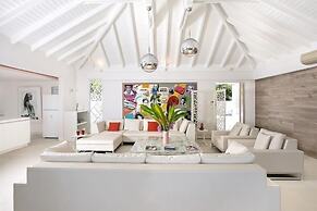 Villa Discovery