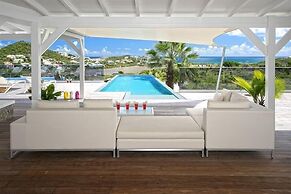 Villa Discovery