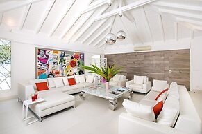 Villa Discovery