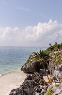 Radhoo Tulum
