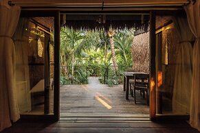 Radhoo Tulum