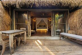 Radhoo Tulum