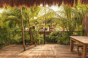Radhoo Tulum