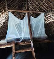 Mida Creek Eco Camp