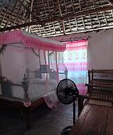 Mida Creek Eco Camp