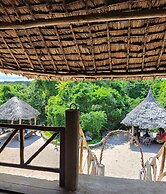 Mida Creek Eco Camp