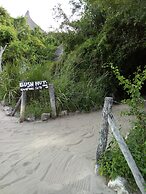 Mida Creek Eco Camp