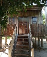 Mida Creek Eco Camp