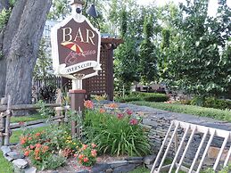 Auberge Ayers Cliff