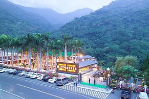 Dong Tair Spa Hotel